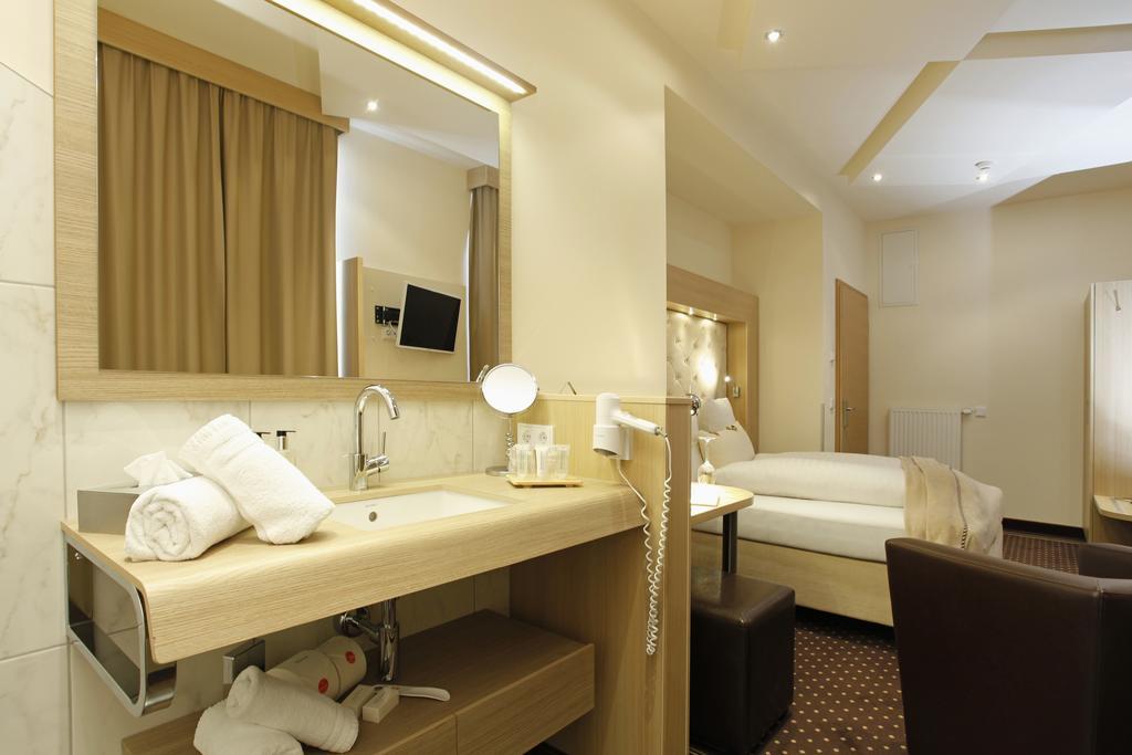 Hotel Villa Will Altwarmbuchen Kamer foto
